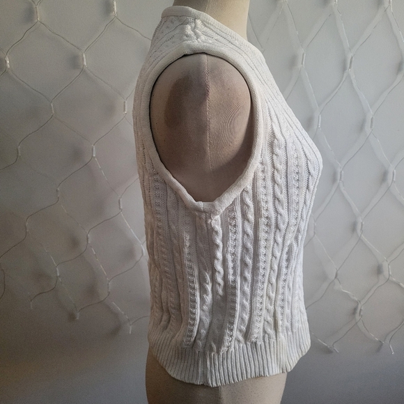 Liz Claiborne Pullover Cable Knit Sleeveless Sweater • Cotton • Med/Large - Picture 2 of 4